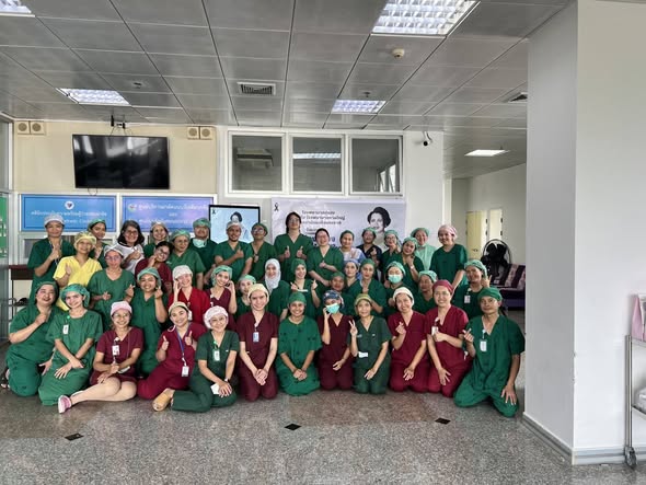 โรงพยาบาลมะเร็งสุราษฎร์ธานี กรมการแพทย์ ออกหน่วยโครงการสนับสนุนระบบบริการสุขภาพเพื่อแก้ไขปัญหาระยะเวลารอคอยการตรวจยืนยันและวินิจฉัยโรคมะเร็งลำไส้ใหญ่และไส้ตรง ด้วยการส่องกล้องตรวจลำไส้ใหญ่และไส้ตรง (Colonoscopy)